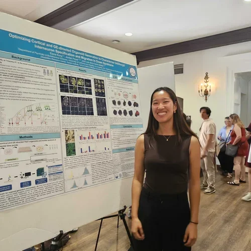 Trainee presenting a poster