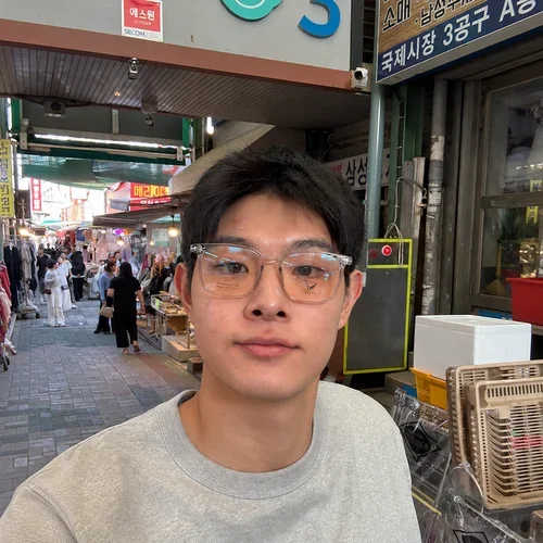 Headshot of Brian Kim